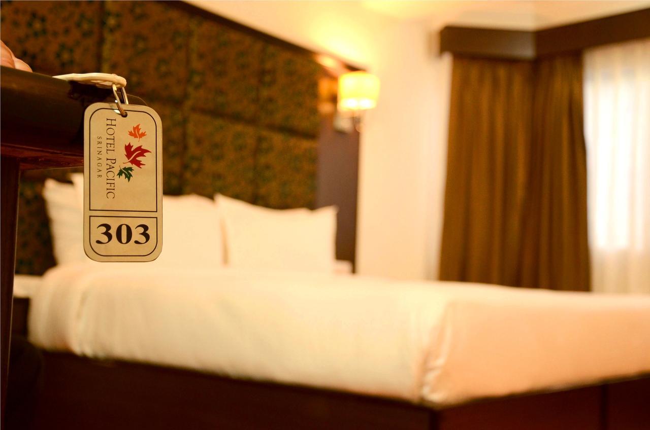Hotel Pacific Srīnagar Eksteriør billede