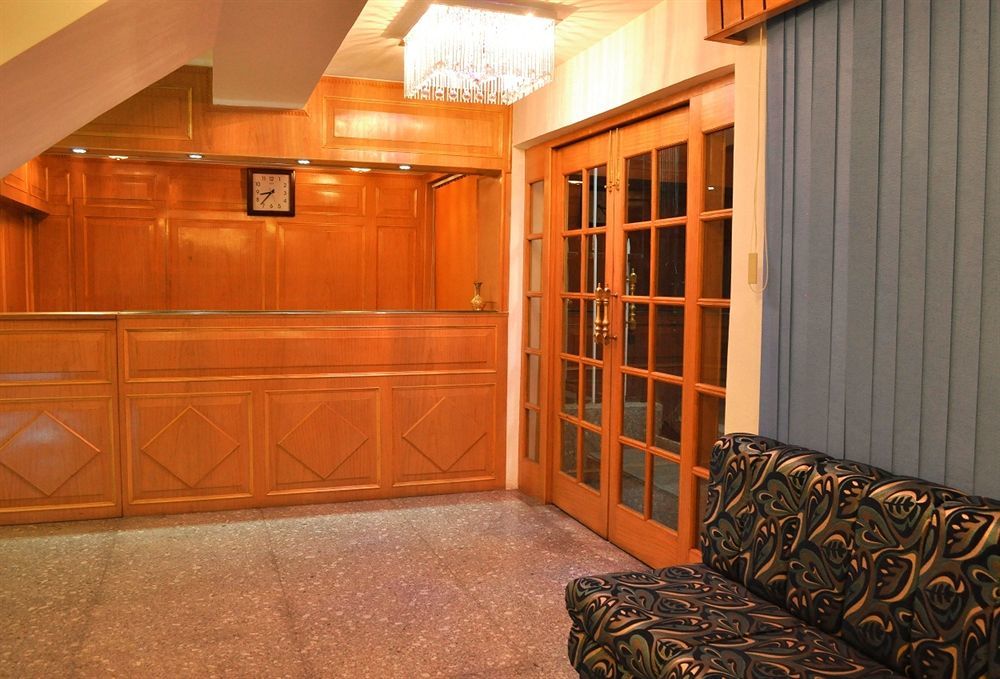 Hotel Pacific Srīnagar Eksteriør billede